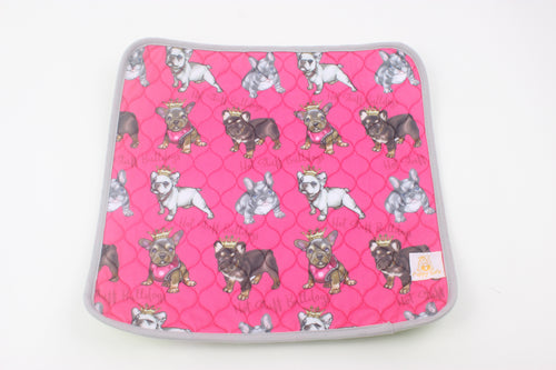 Washable Incubator Mats: Keeping Puppies Dry, Clean, and Comfortable