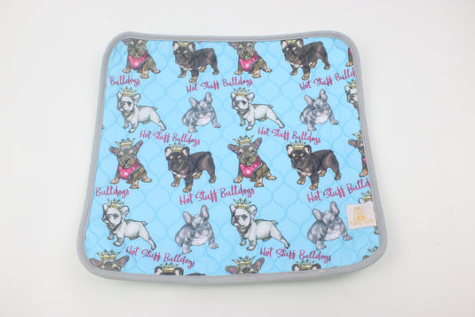 Washable Incubator Mats: Keeping Puppies Dry, Clean, and Comfortable